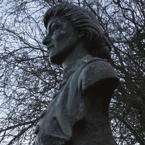 bg