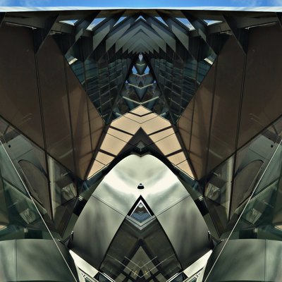 bg